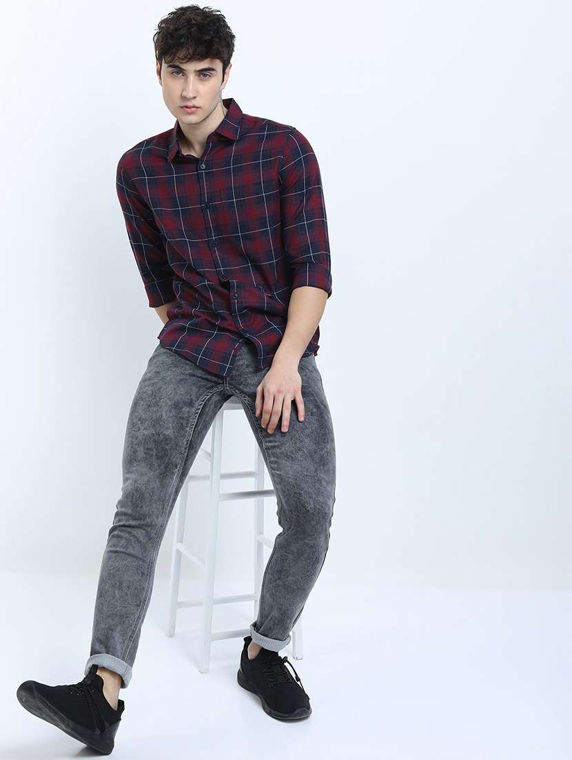 men long sleeved checkered casual shirt - 21487543 -  Standard Image - 3