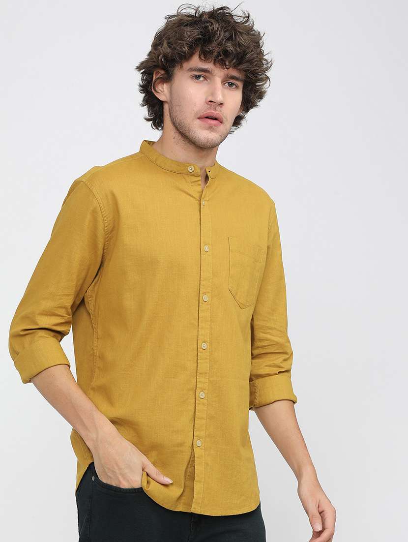men collared solid casual shirt