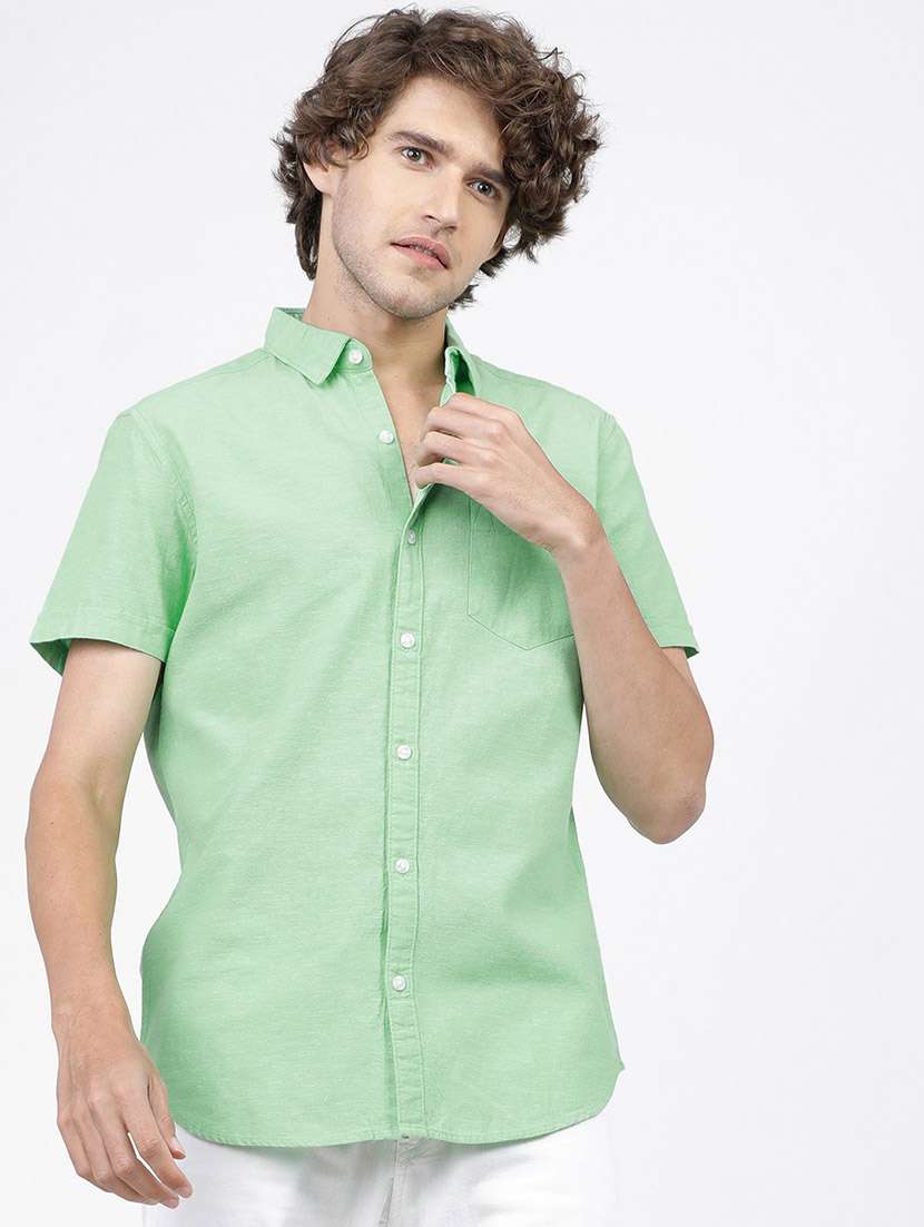 men short sleeved solid casual shirt