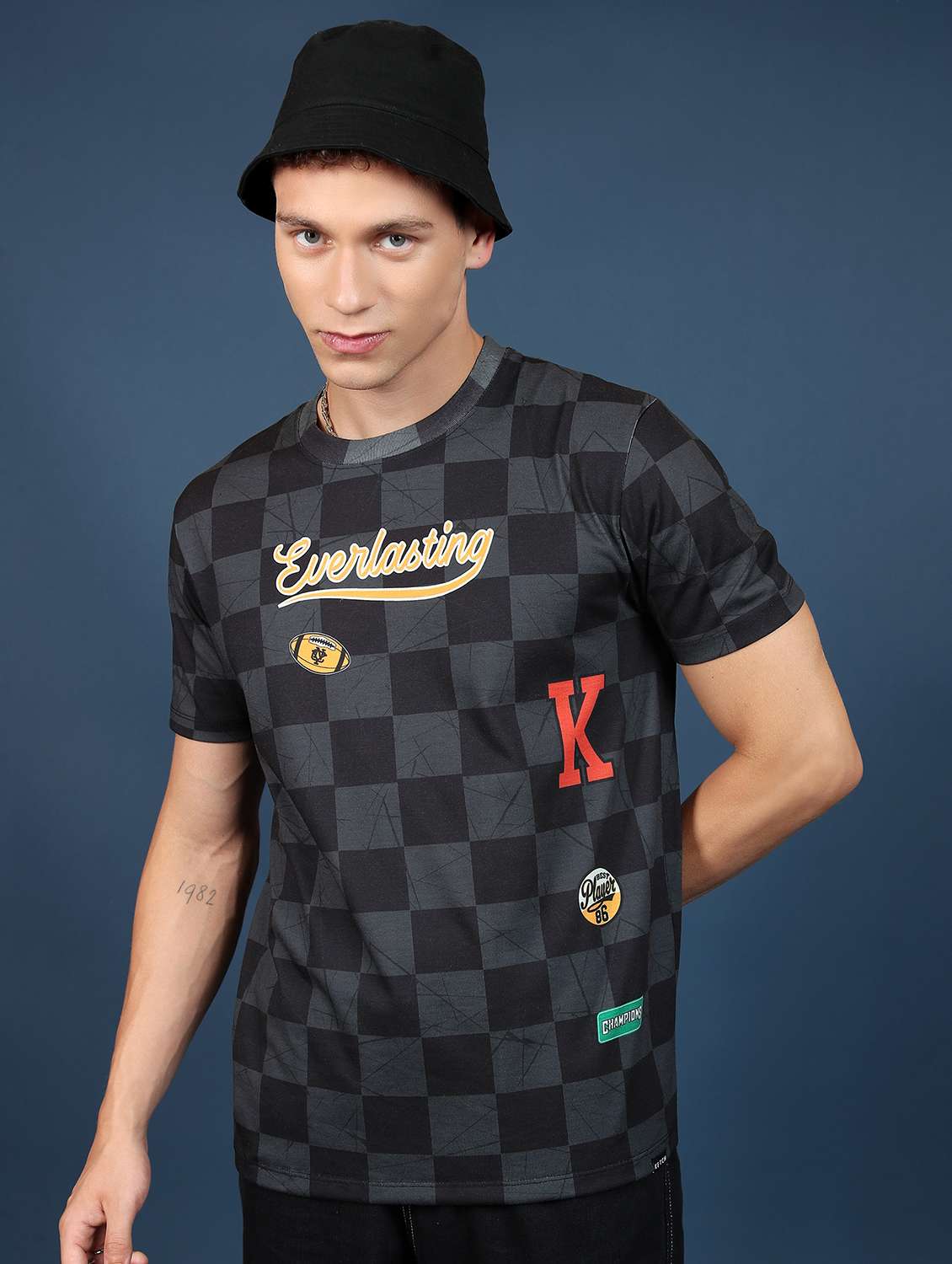 men black cotton blend all over print t-shirt