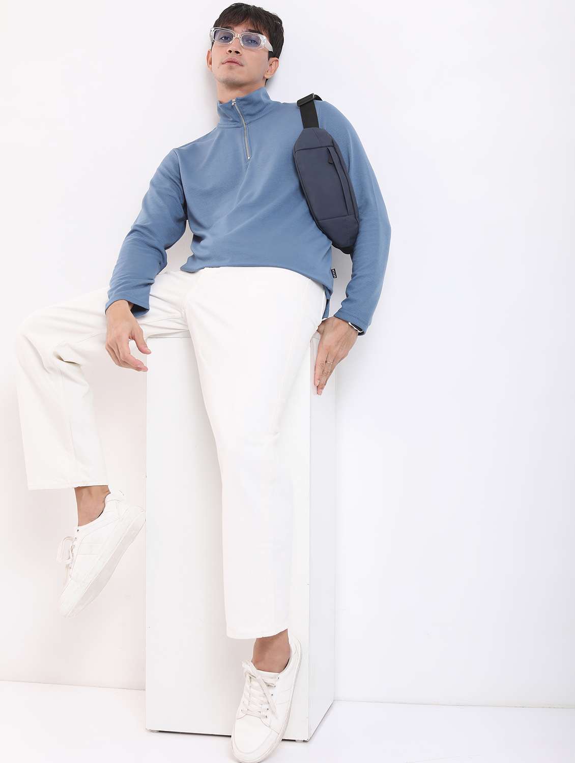 men long sleeved solid t-shirt - 21488006 -  Standard Image - 3