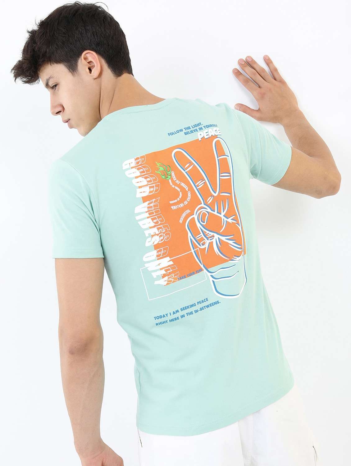 men short sleeved back printed t-shirt