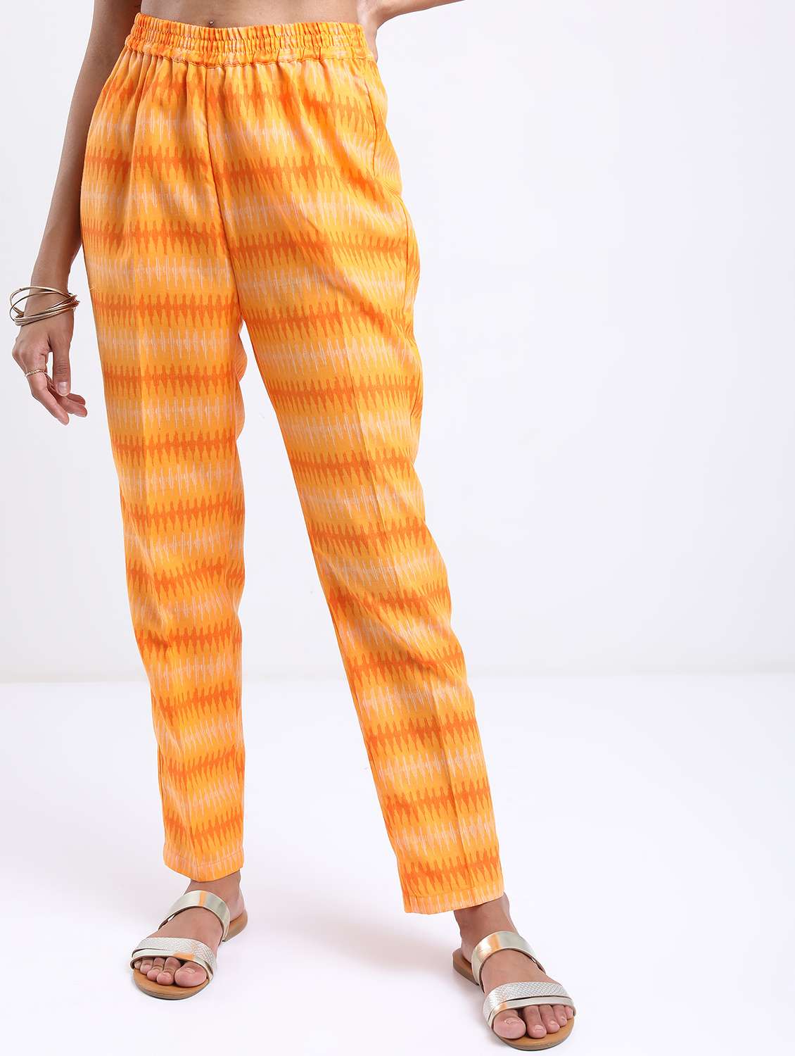 women pink kurta pant set with dupatta - 21488133 -  Standard Image - 3