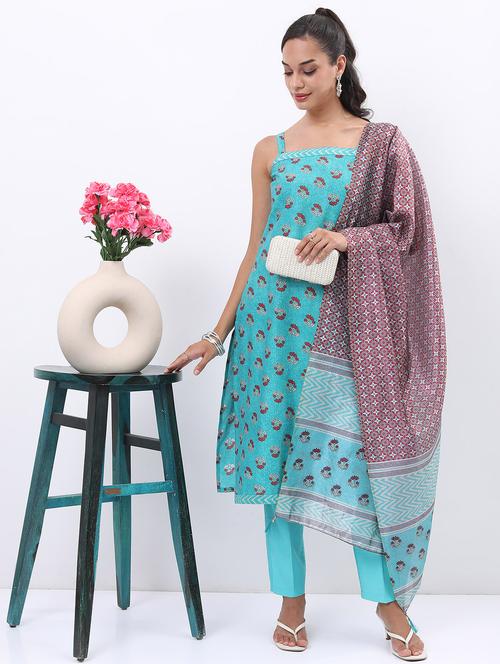 women floral printed kurta pant set with dupatta - 21488137 -  Standard Image - 0