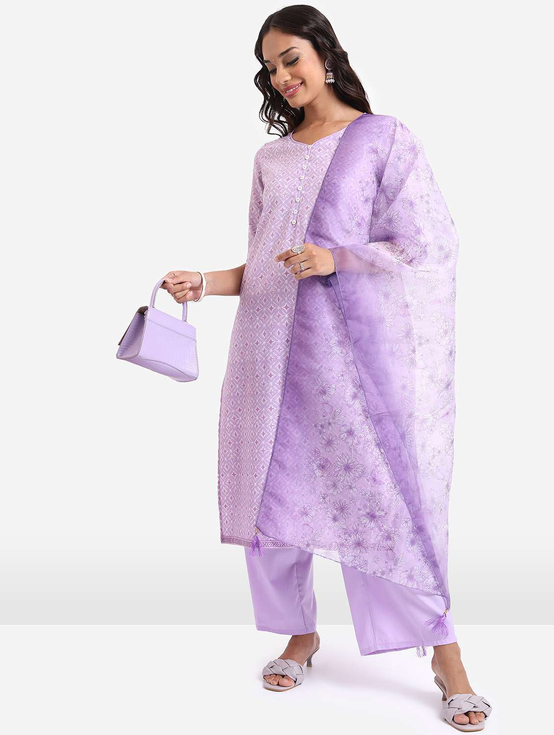 women lavender kurta palazzo set with dupatta