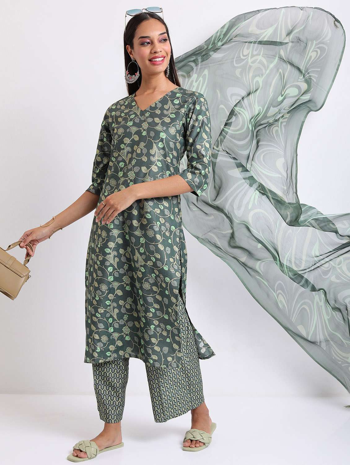 women three quarter sleeve kurta palazzo with dupatta set