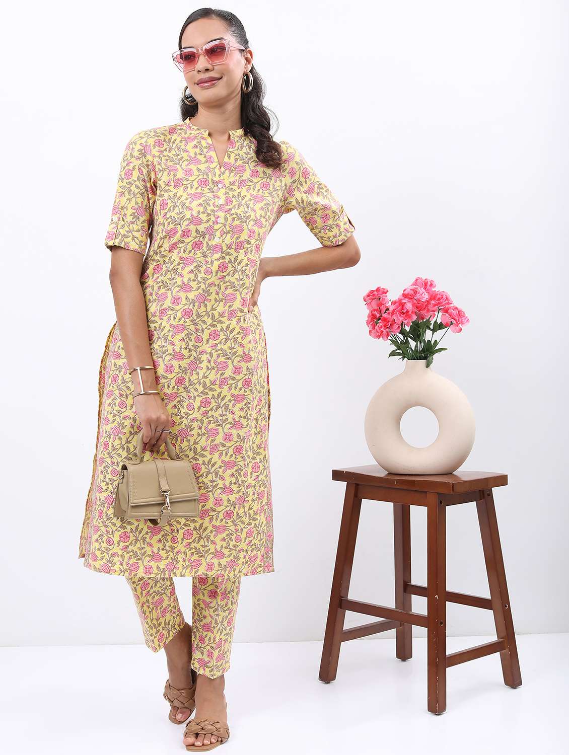 women yellow floral printed kurta pant set  - 21488197 -  Zoom Image - 0