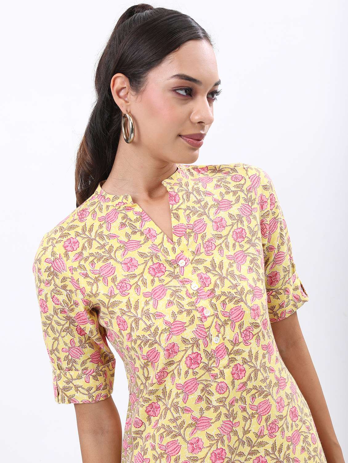 women yellow floral printed kurta pant set - 21488198 - Standard Image - 3