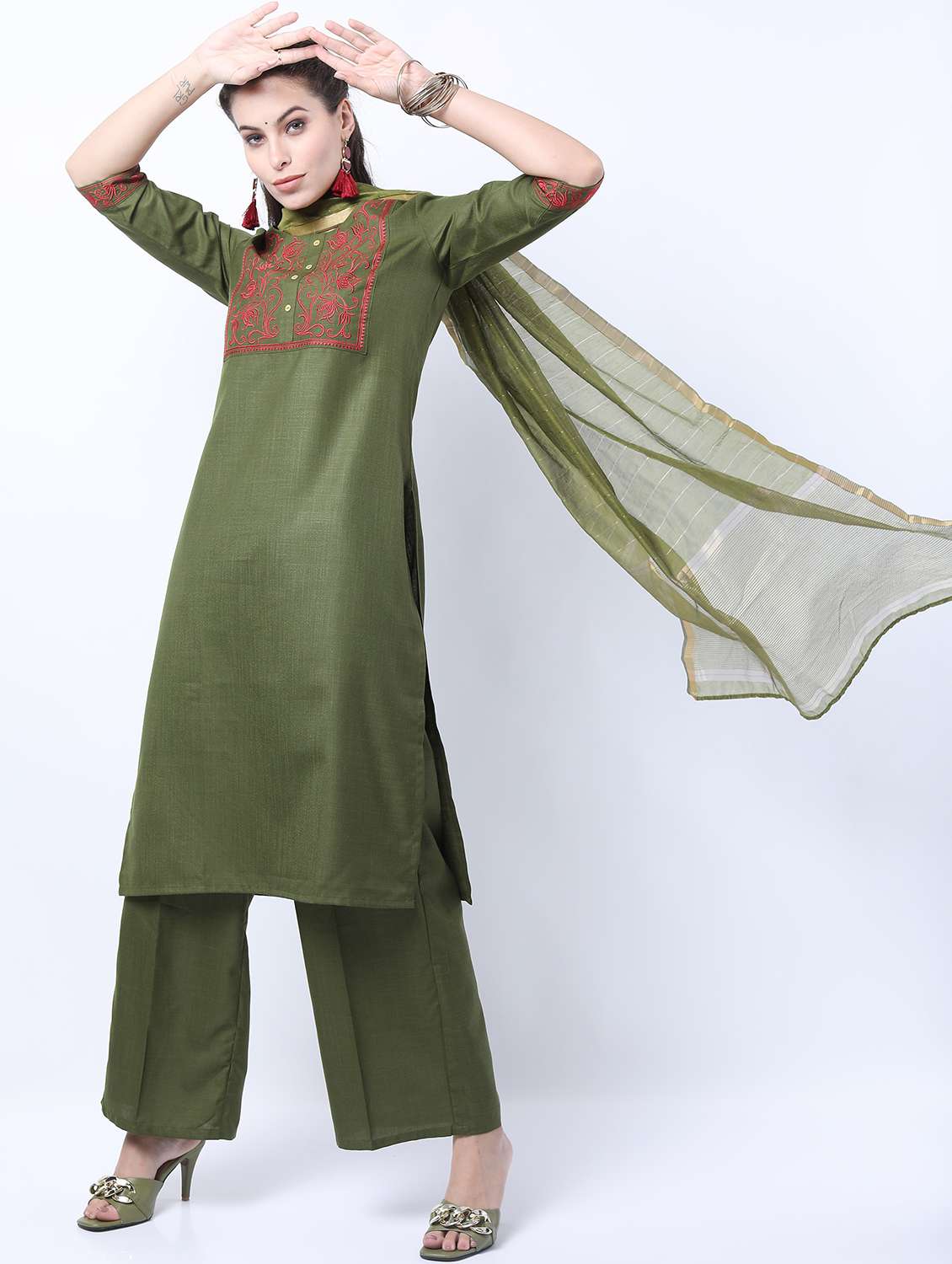 women green kurta pant set with dupatta