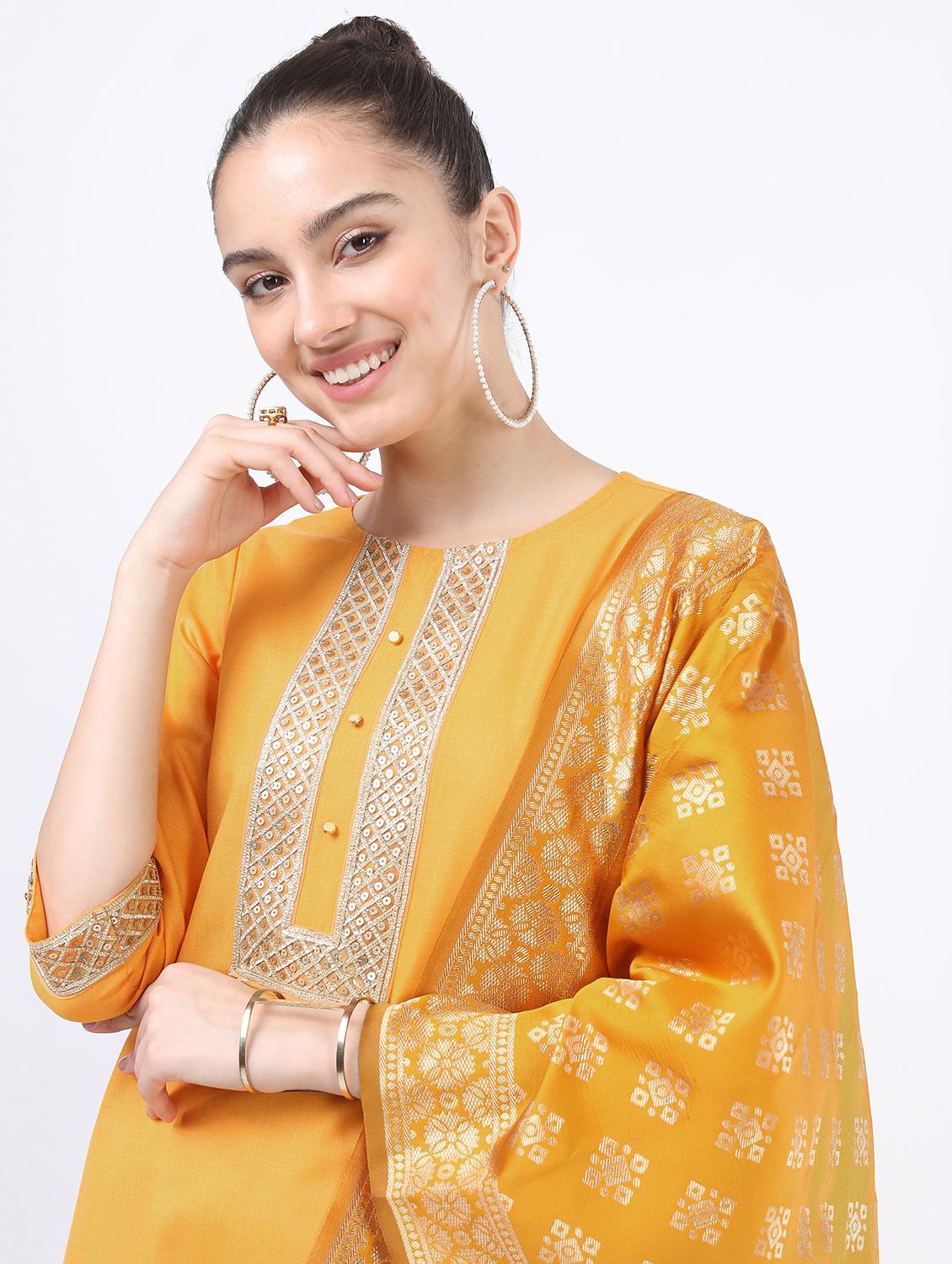 women orange kurta pant set with dupatta - 21488441 - Standard Image - 3