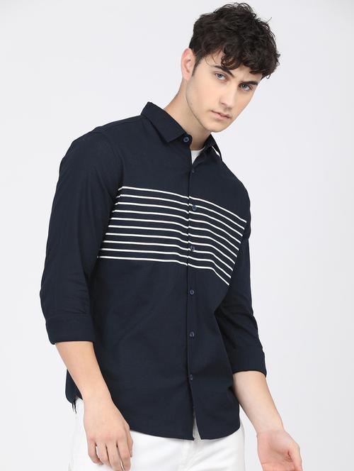 men striped casual shirt - 21488514 -  Standard Image - 0