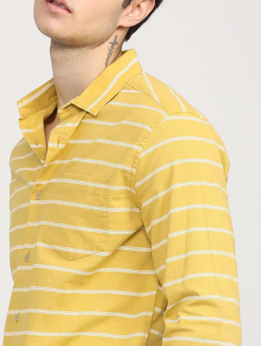 men striped casual shirt - 21488519 -  Standard Image - 5