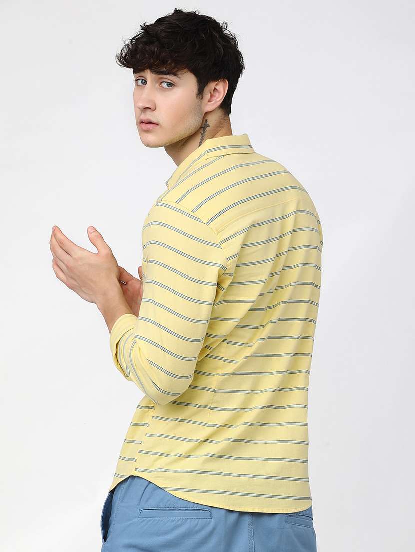 men striped casual shirt - 21488522 -  Standard Image - 3
