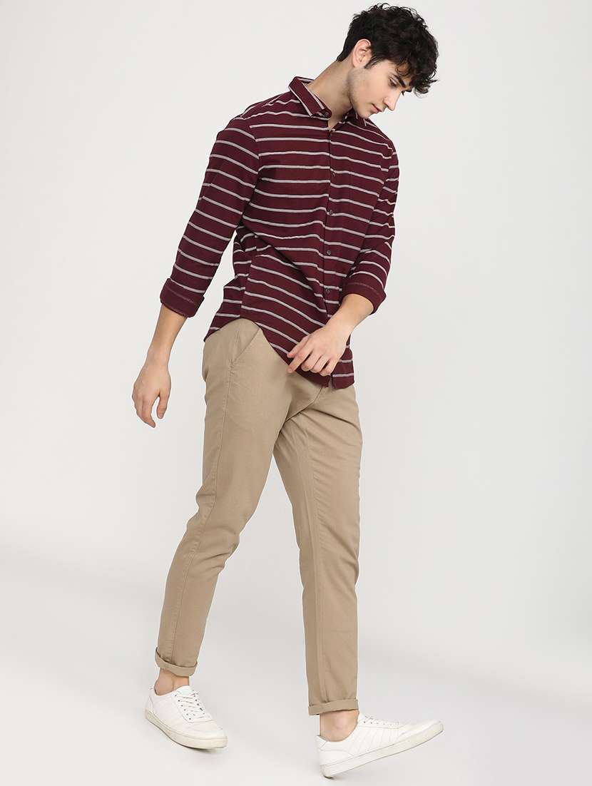 men striped casual shirt - 21488524 -  Standard Image - 3