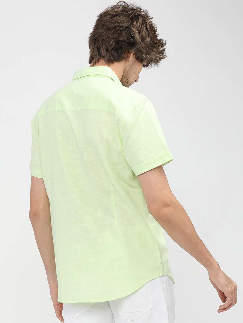 men striped casual shirt - 21488540 -  Standard Image - 3