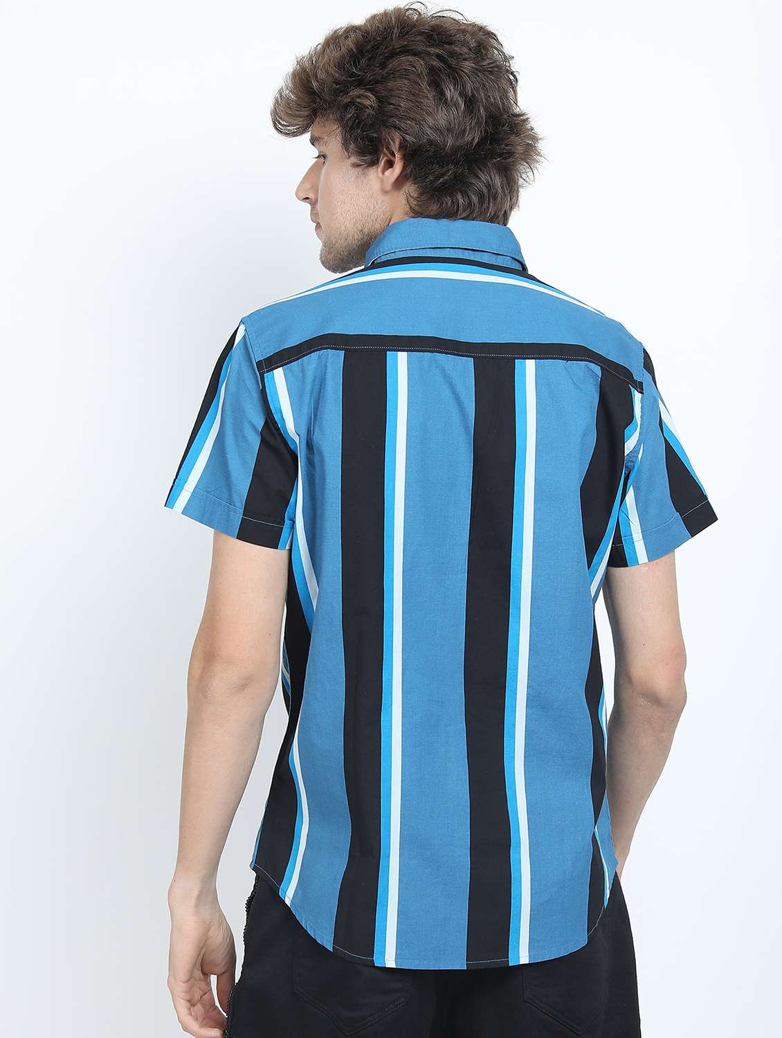 men striped casual shirt - 21488542 -  Standard Image - 3