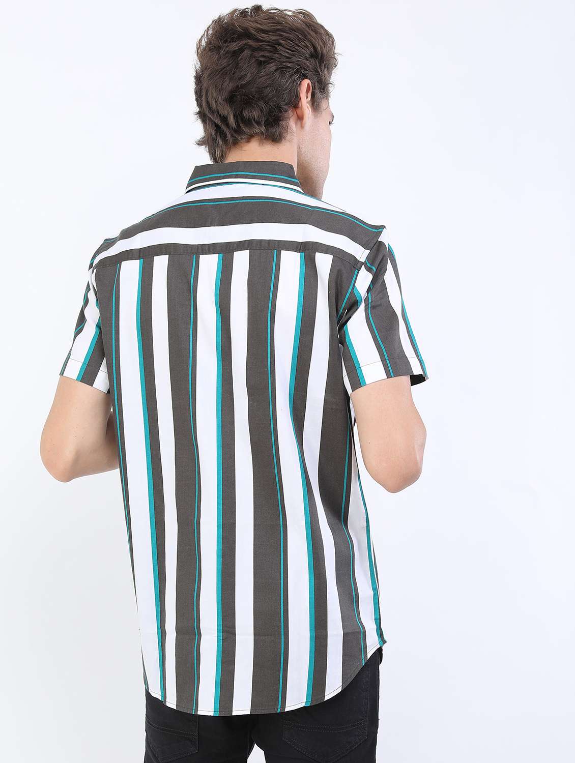 men striped casual shirt - 21488556 -  Standard Image - 3