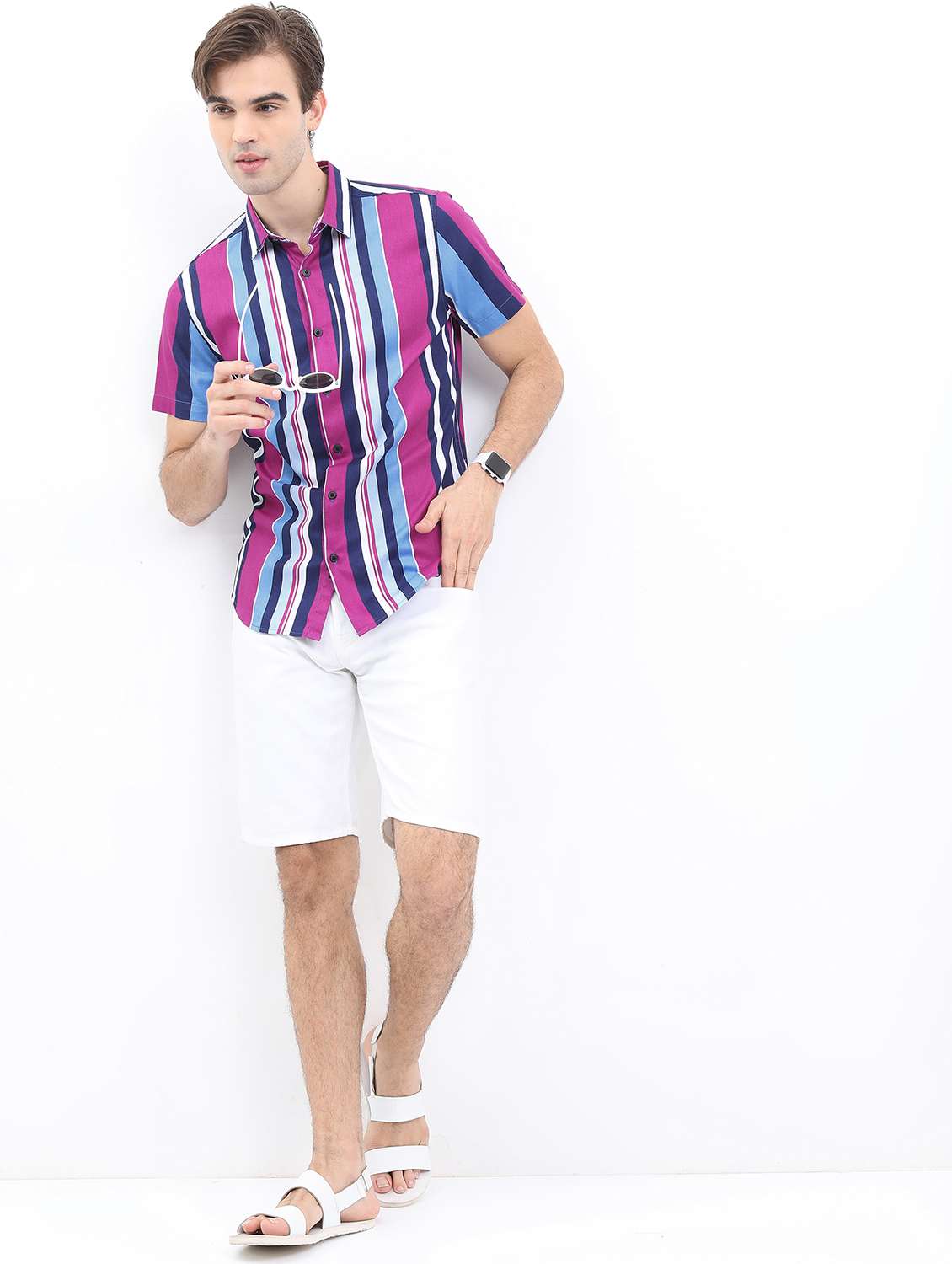 men striped casual shirt - 21488561 -  Standard Image - 3