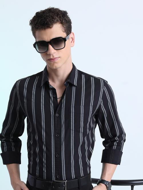 men striped casual shirt - 21488606 - Standard Image - 0