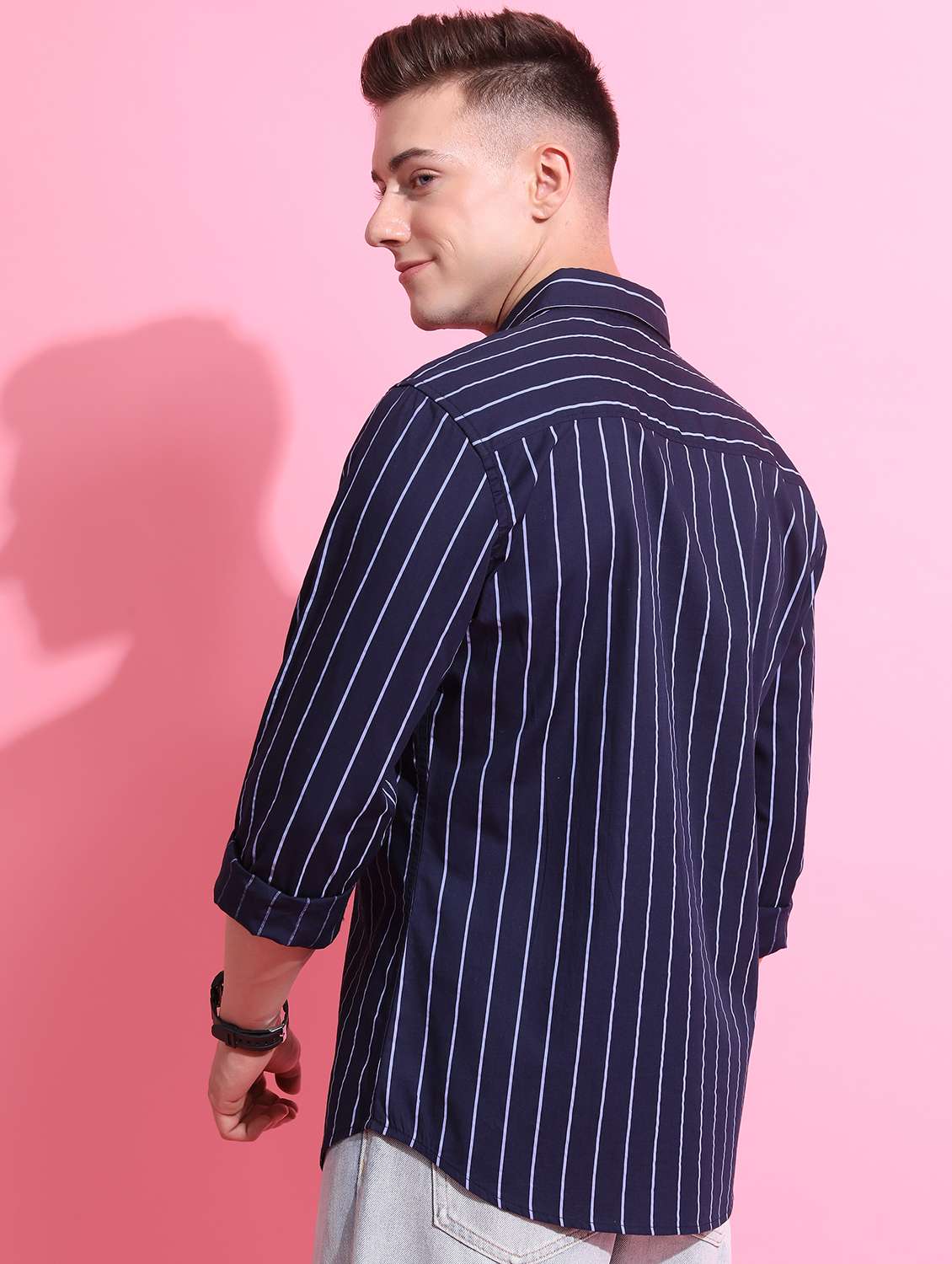 men striped casual shirt - 21488608 -  Standard Image - 3