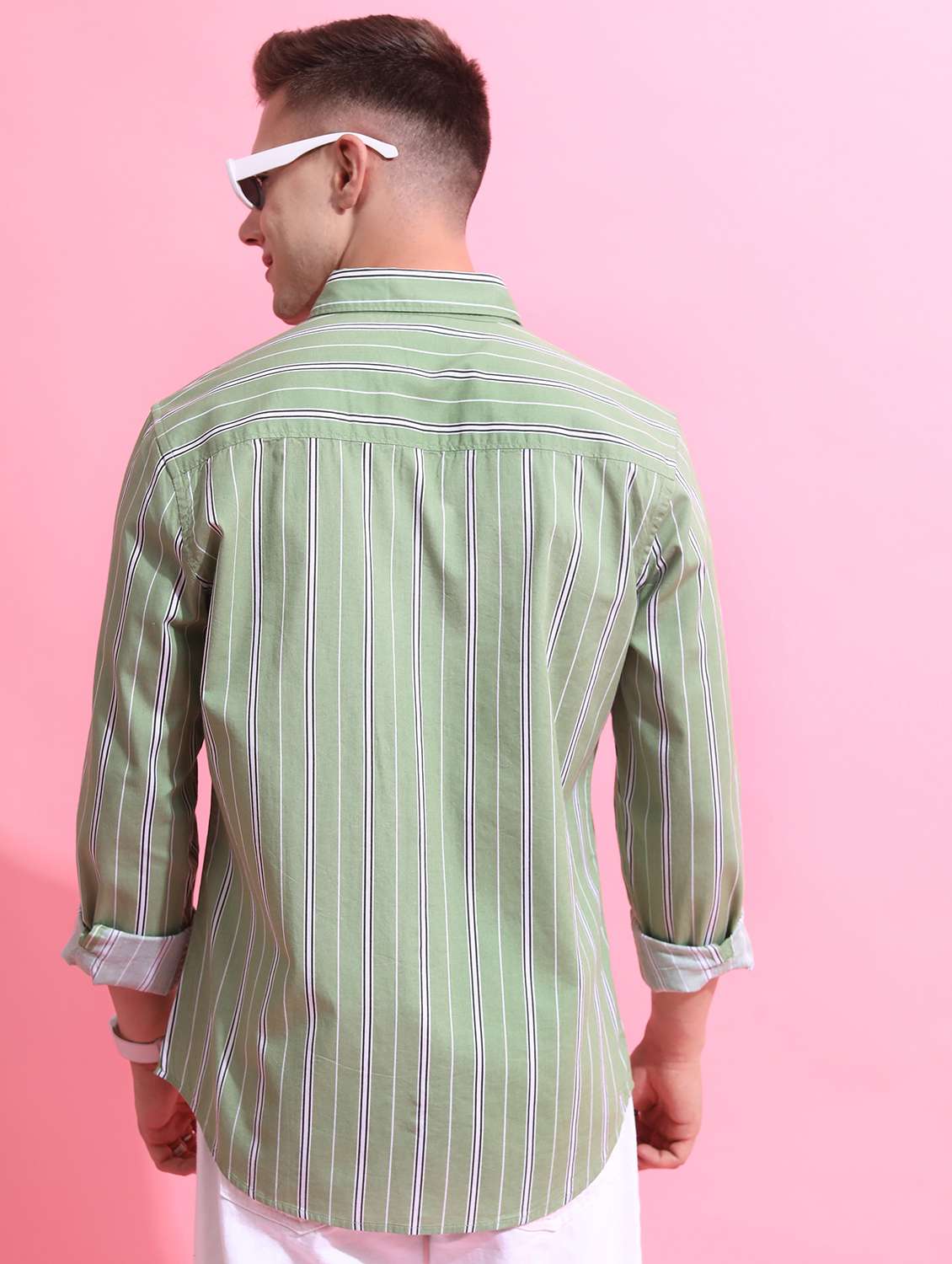 men striped casual shirt - 21488612 -  Standard Image - 3