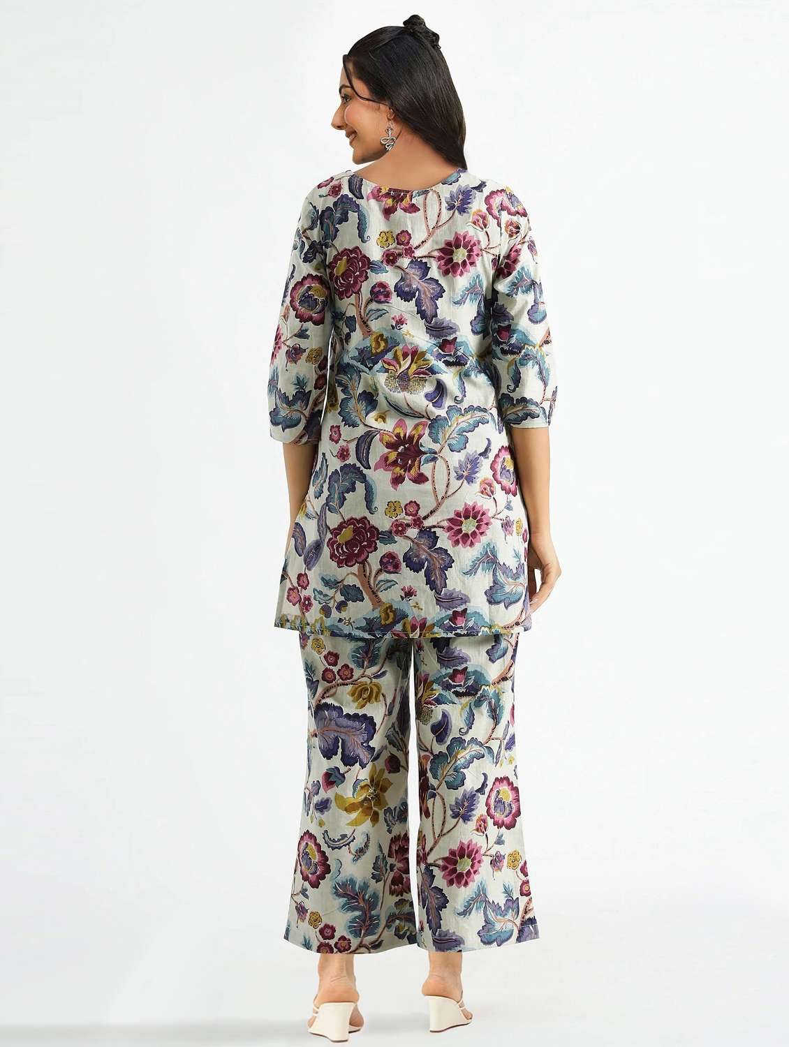 multicolored floral printed co-ord set - 21489076 -  Standard Image - 3