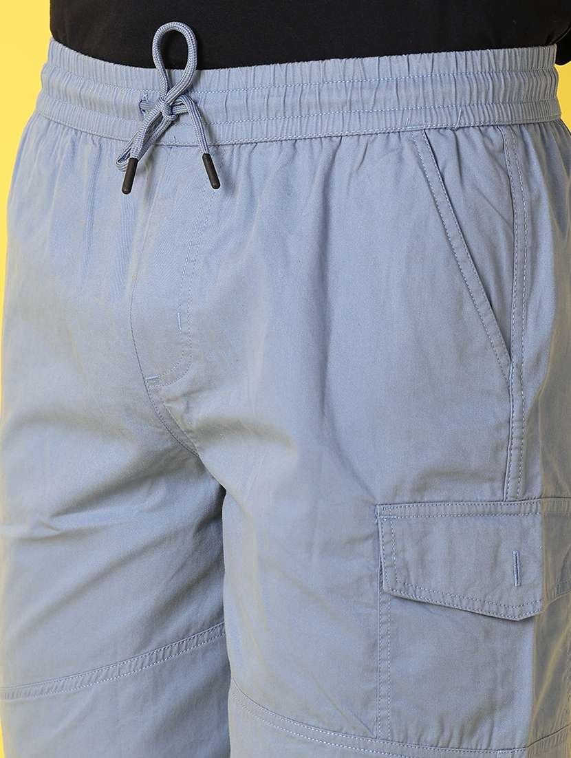 men light blue solid shorts - 21489974 - Standard Image - 5