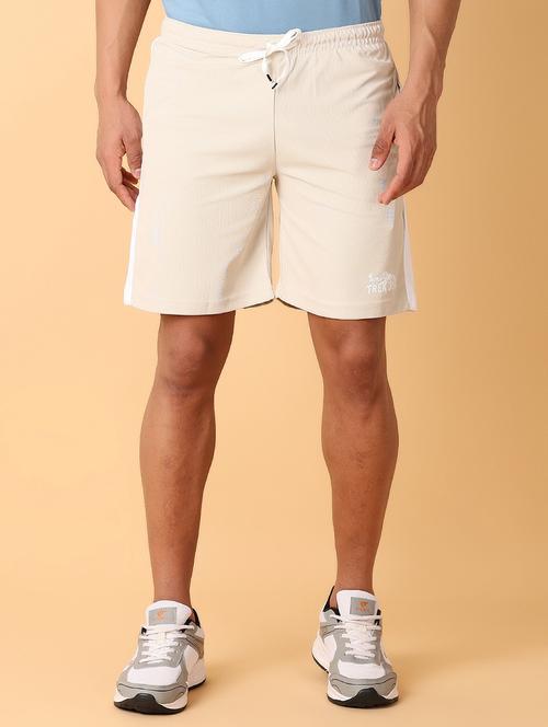 men solids mid rise shorts - 21490093 - Standard Image - 0