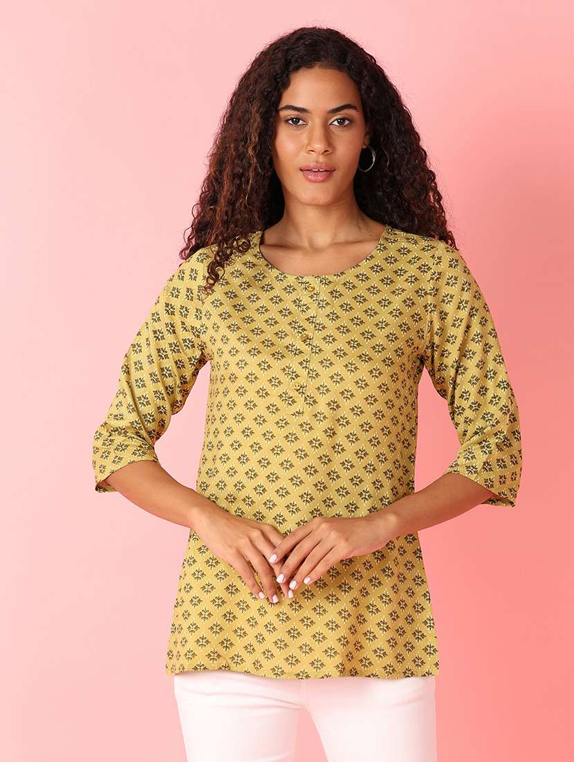 women three quarter sleeve straight kurti