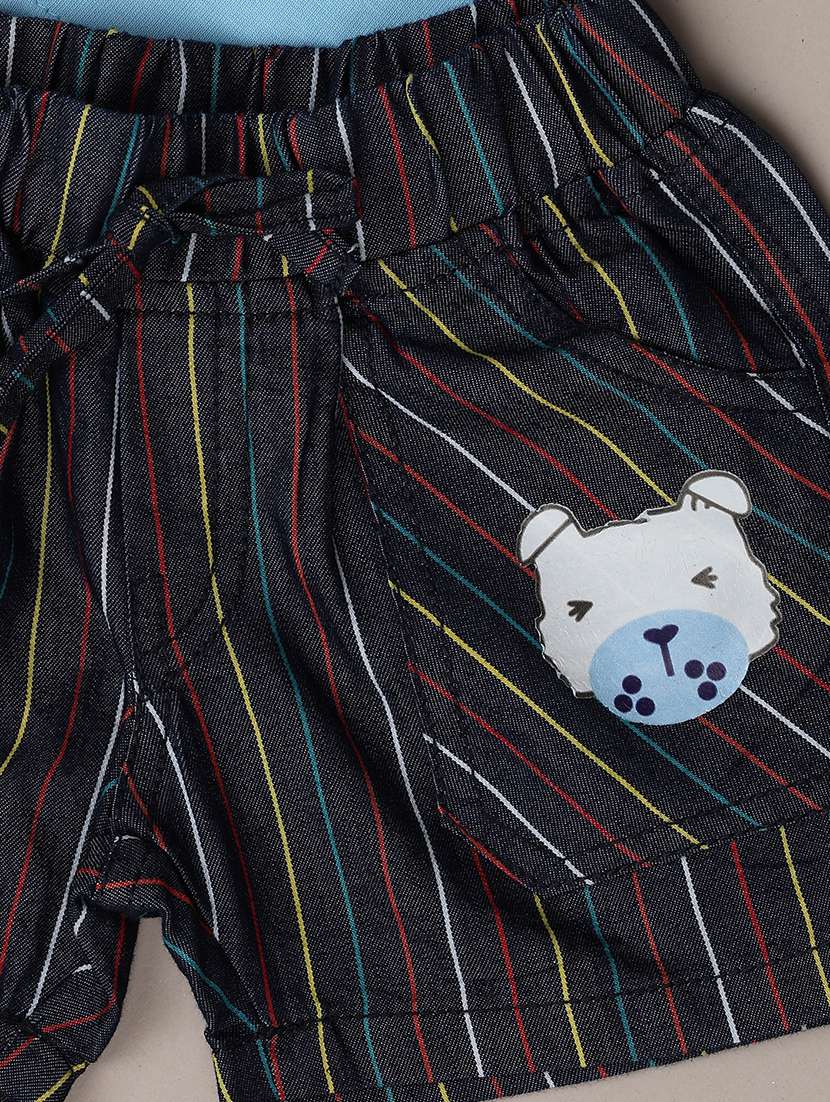 boy printed t-shirt and short set  - 21490977 -  Standard Image - 5