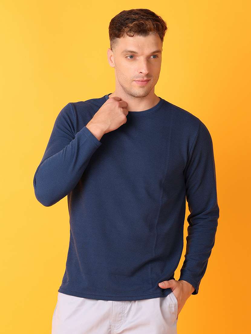 men round neck solid t-shirt