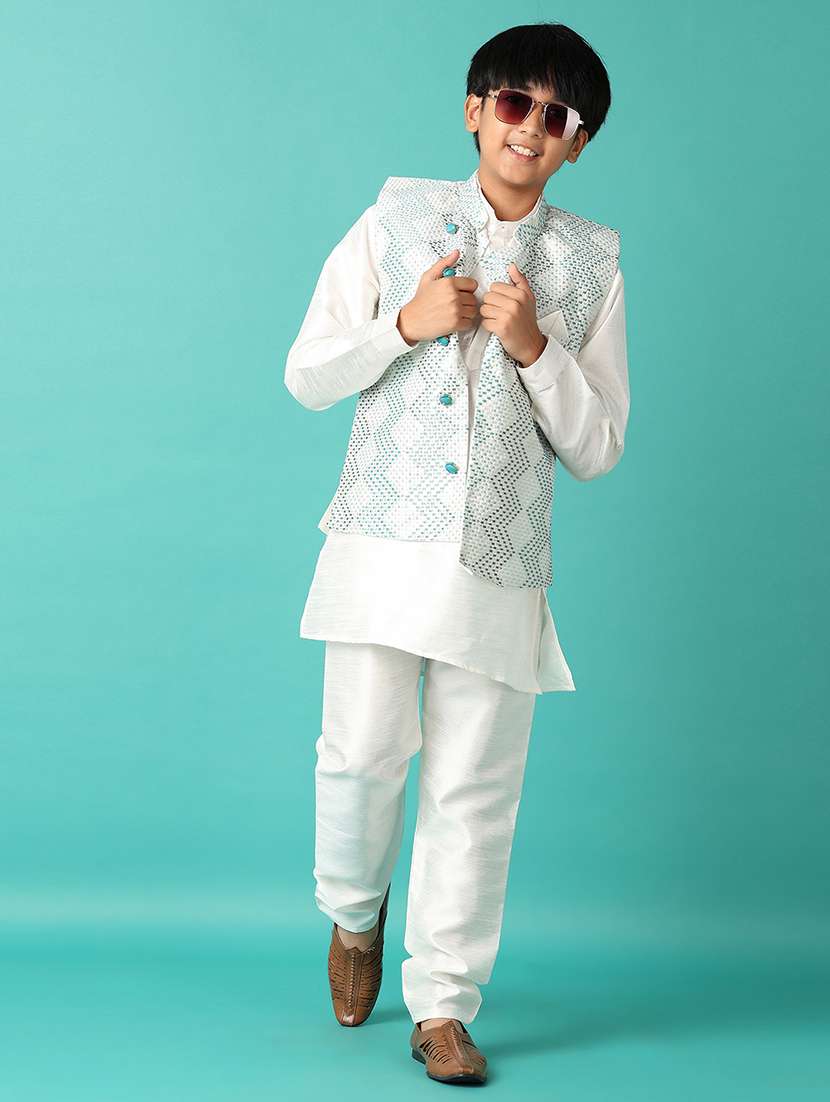 boys embroidered detailed kurta set with jacket