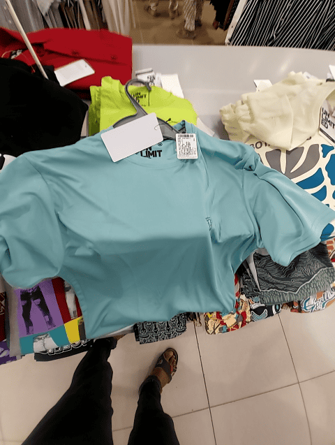 light green polyester tshirt - 21493983 - Zoom Image - 0