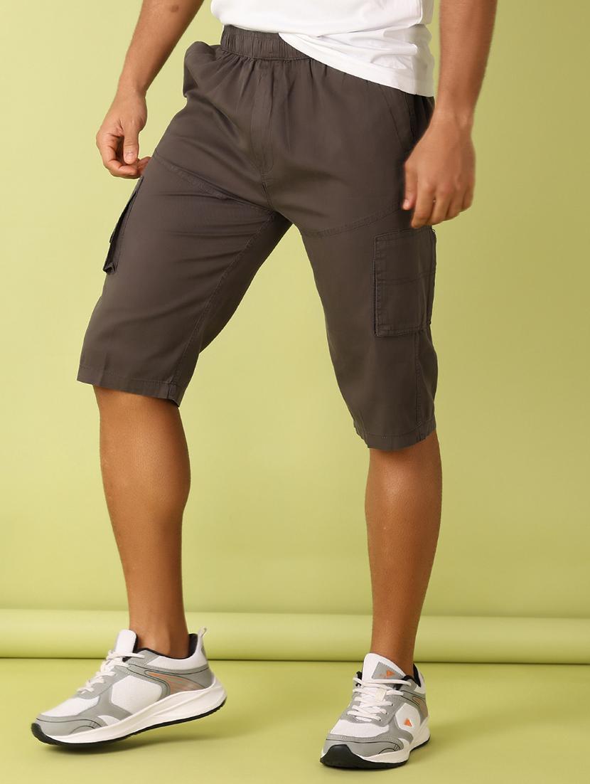 men solid three fourths - 21494462 - Standard Image - 3