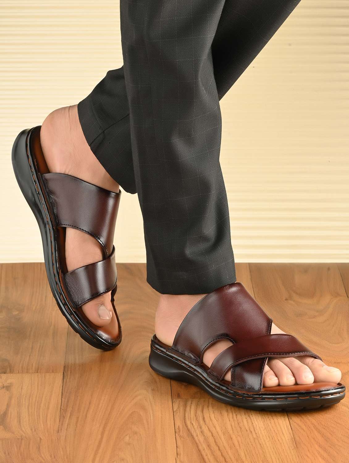 men brown slip on sandal - 21494945 - Standard Image - 3
