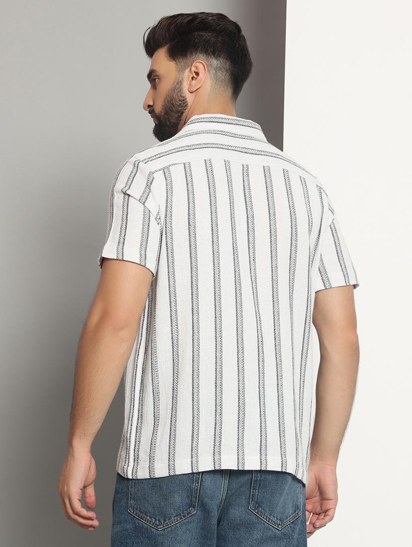 men striped casual shirt - 21495669 - Standard Image - 3