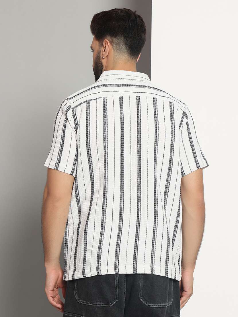 men striped casual shirt - 21495673 -  Standard Image - 3