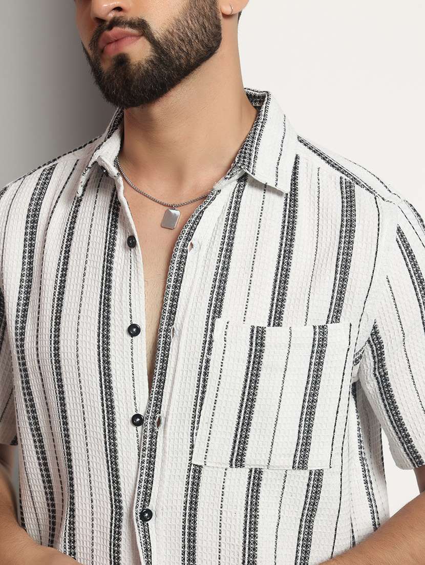 men striped casual shirt - 21495673 -  Standard Image - 5