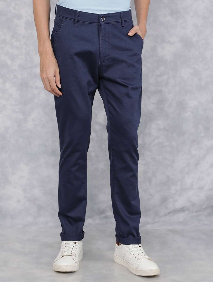 men mid rise solid chinos trouser