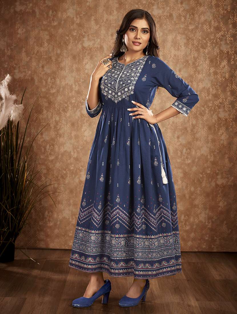 women printed a-line ethnic dress - 21496449 - Standard Image - 3
