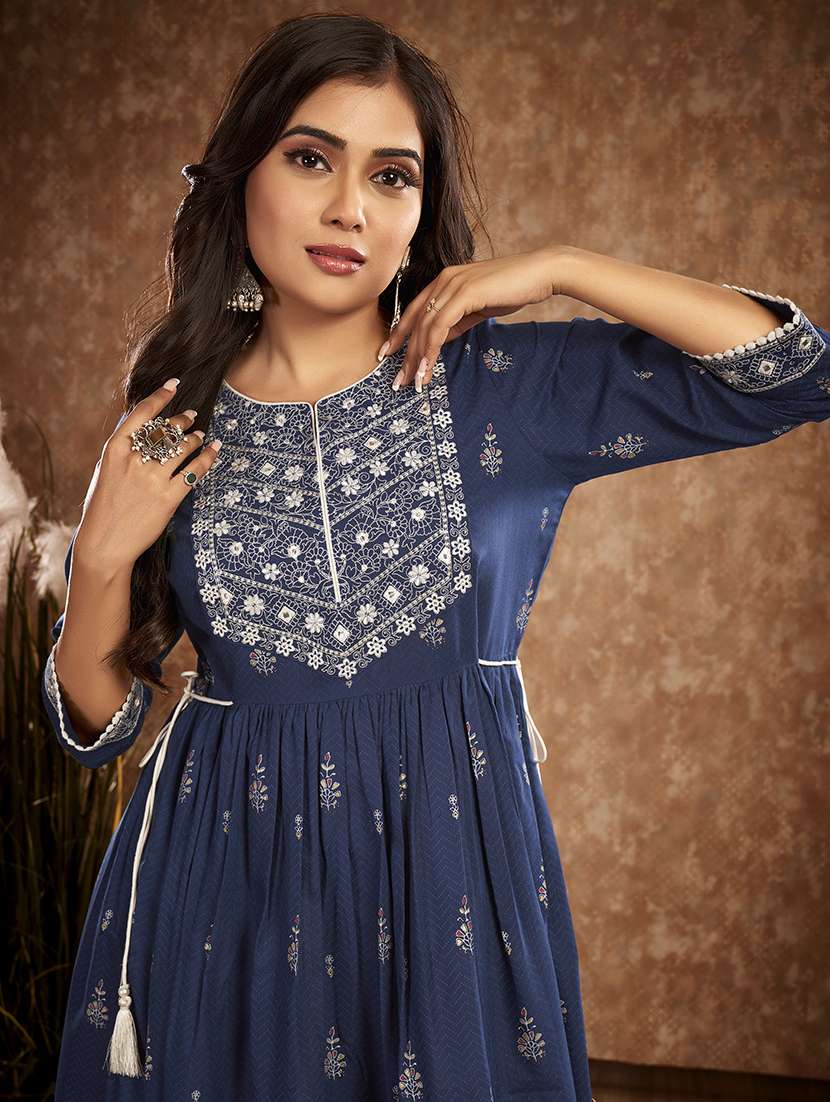 women printed a-line ethnic dress - 21496449 - Standard Image - 5
