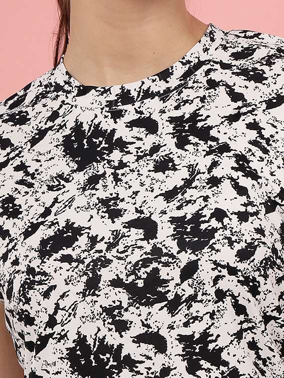 women black polyester blend top and shorts co-ord set - 21496572 -  Standard Image - 5