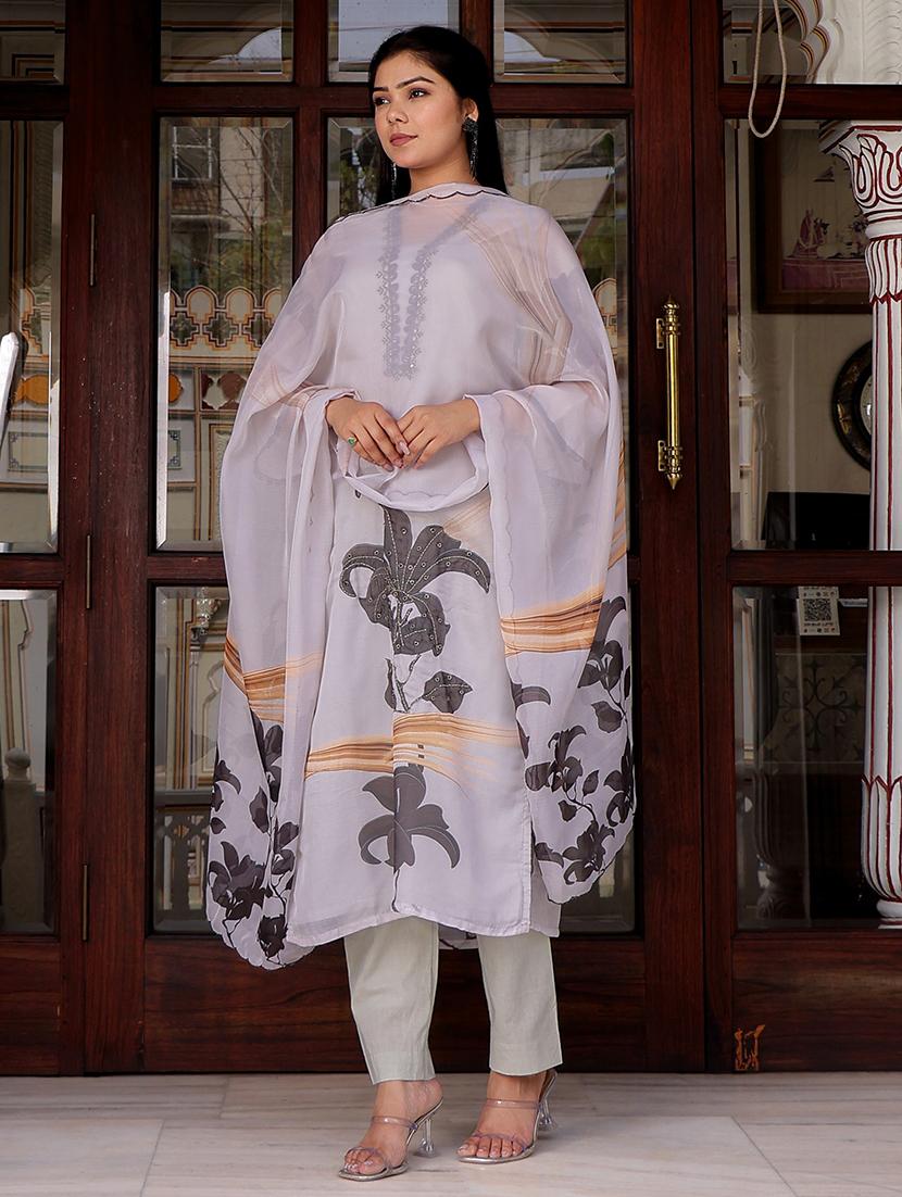 women three quarter sleeve kurta pant with dupatta set