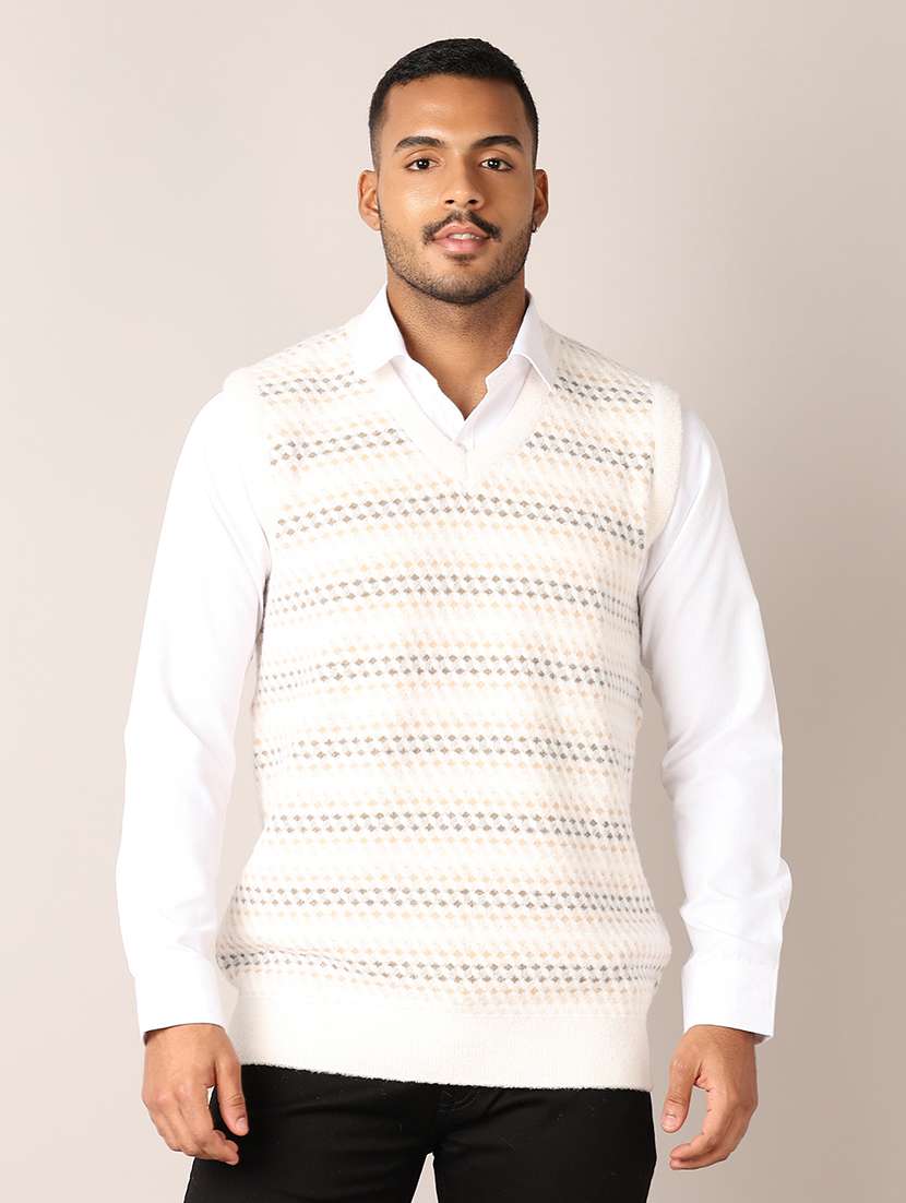 men v-neck self design pullover