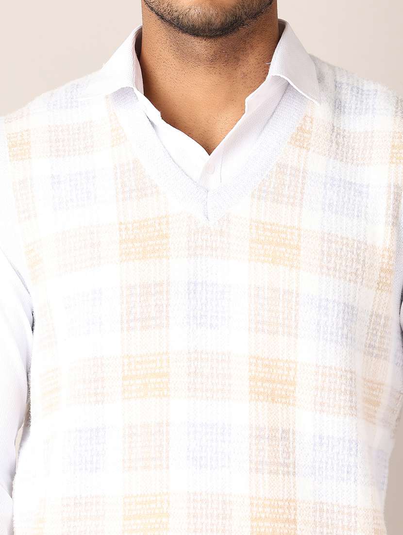 men v-neck checkered pullover - 21497511 -  Standard Image - 5