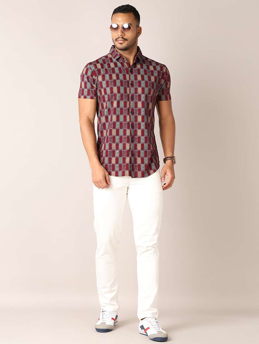 men printed collared short sleeves shirt - 21497577 - Standard Image - 3