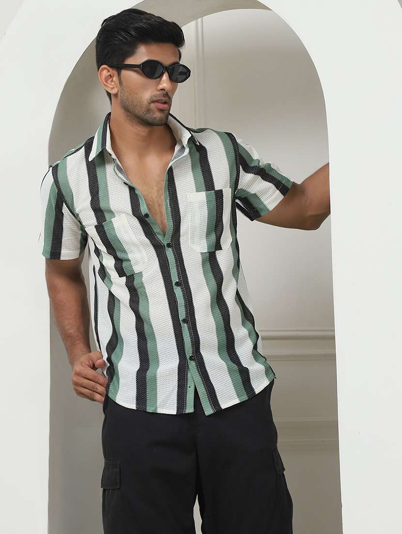 men striped short sleeve casual shirt - 21497928 -  Standard Image - 3