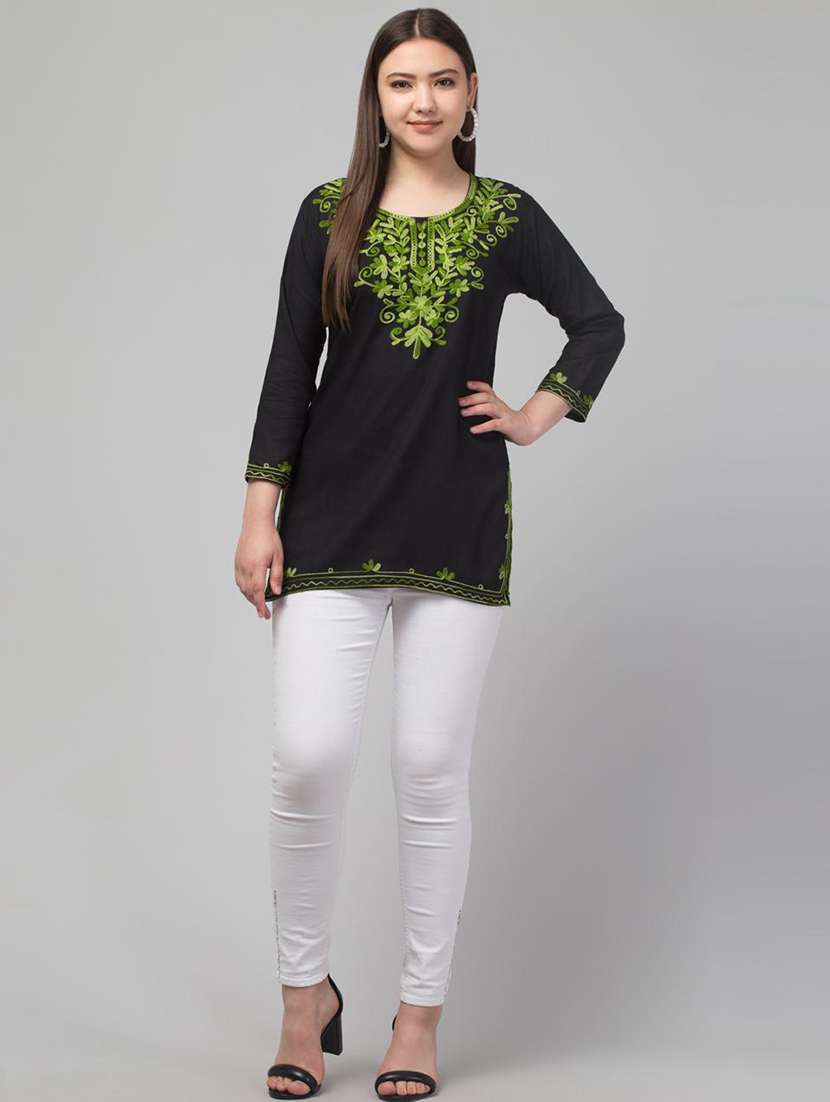 women round neck embroidered short kurta - 21498543 -  Standard Image - 3
