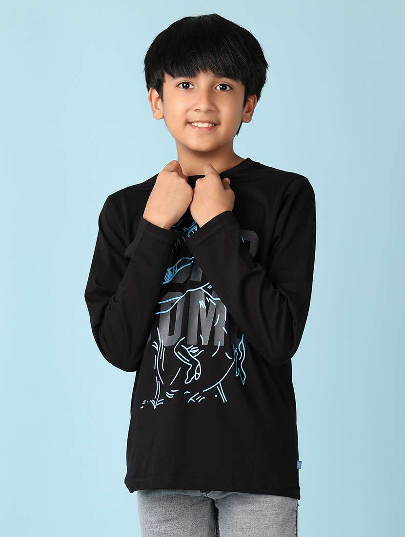 boys round neck graphic t-shirt