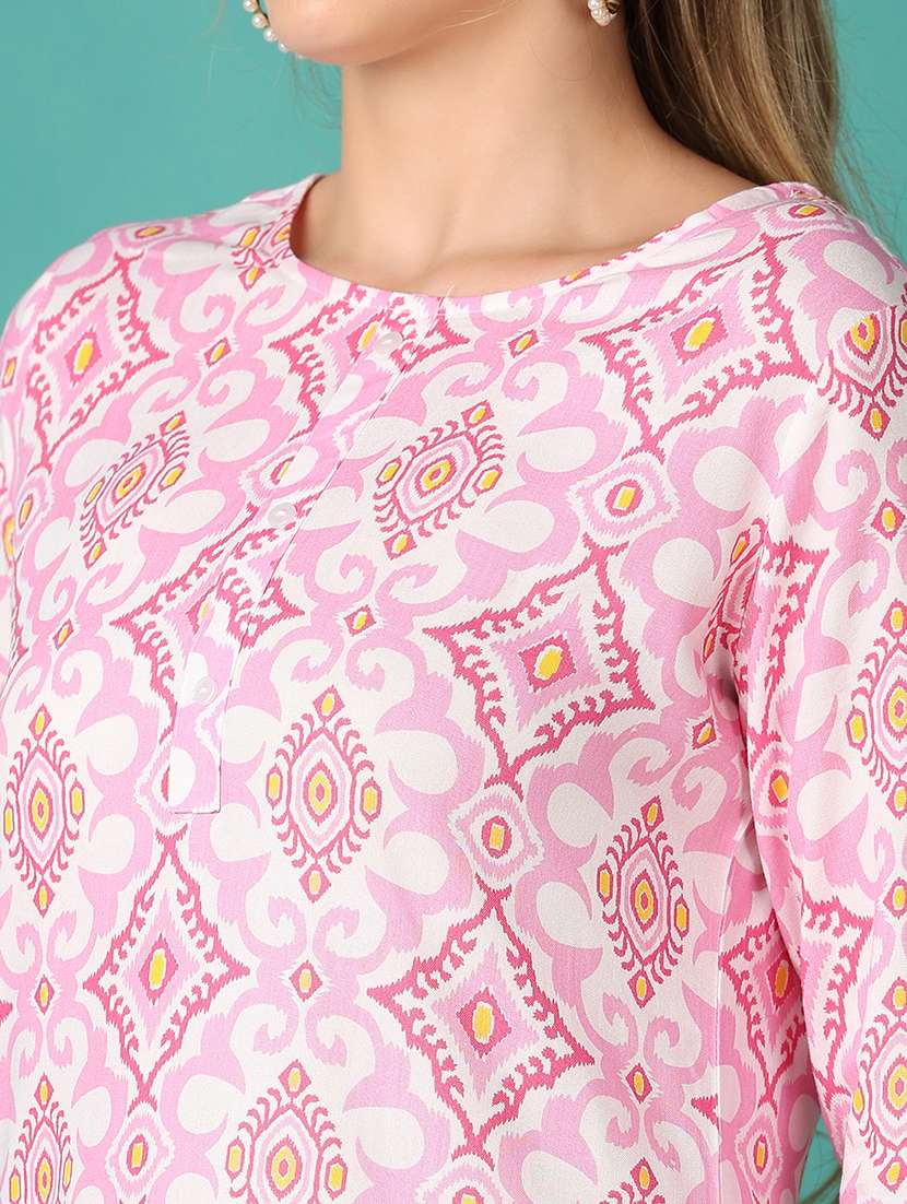 women three quarter sleeve straight kurta - 21498595 -  Standard Image - 5